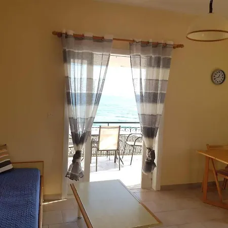 شقة Corfu 147-150 غليفادا